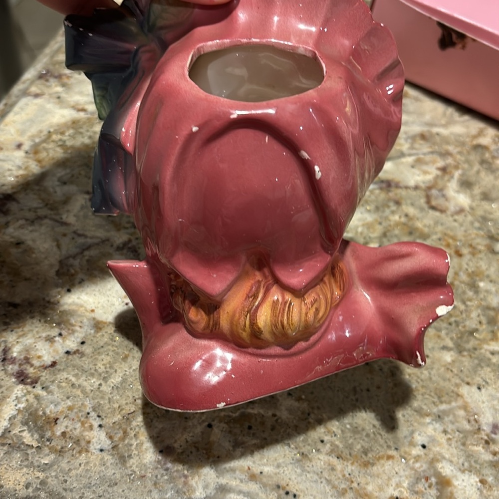 Vintage lady head vase. Just under 6 inches tall. Made in Japan. - Picture 3 of 7